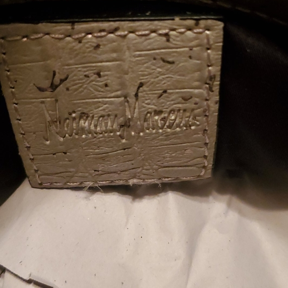 Backpack - Picture 5 of 5